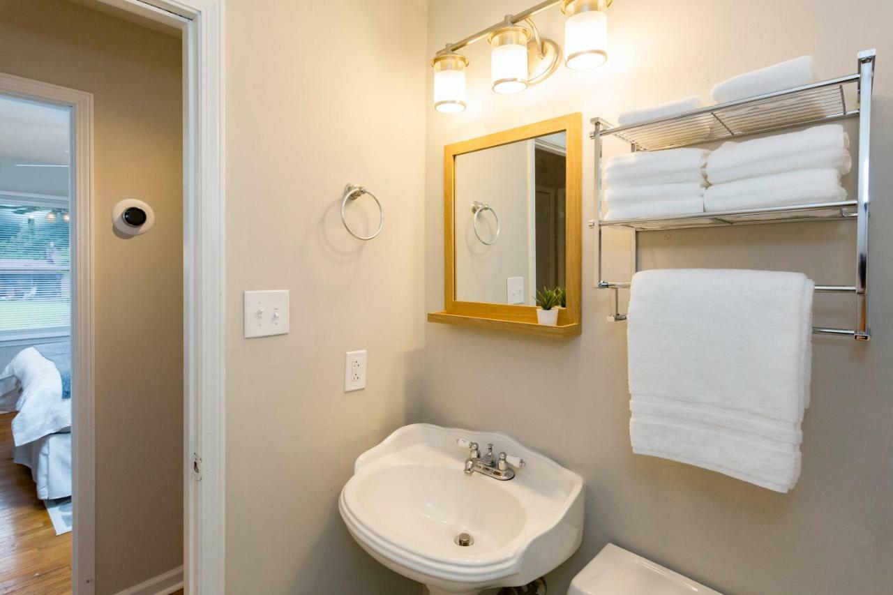 Luxury Home W/Gameroom Kingsizebed Near Six Flags Austell Exterior photo