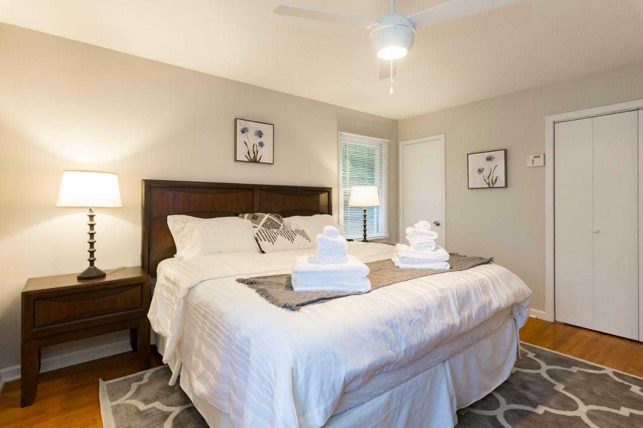 Luxury Home W/Gameroom Kingsizebed Near Six Flags Austell Exterior photo