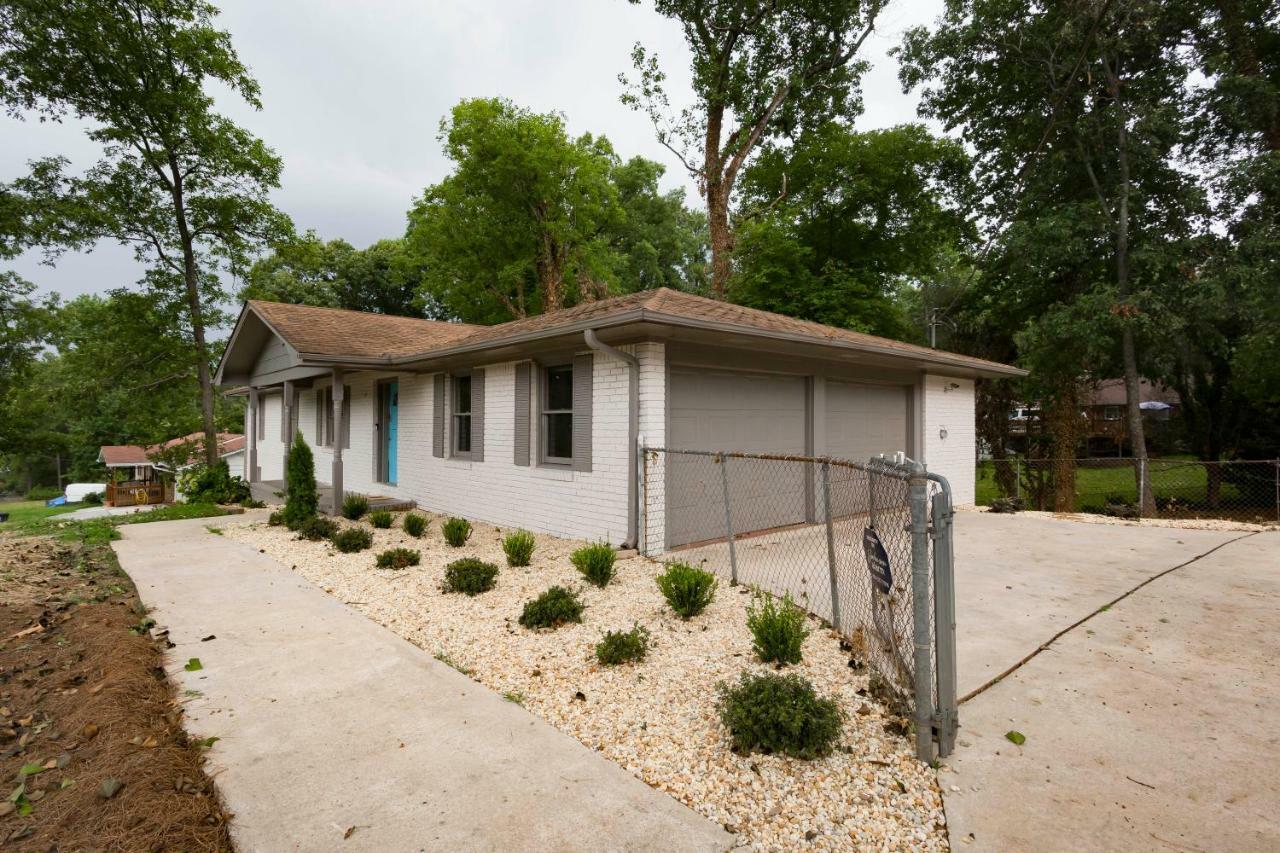 Luxury Home W/Gameroom Kingsizebed Near Six Flags Austell Exterior photo