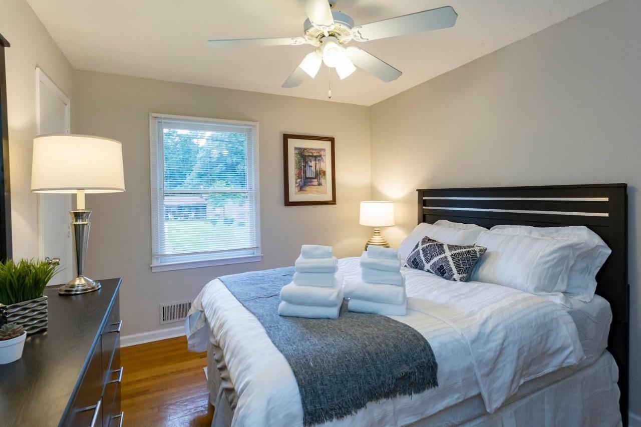 Luxury Home W/Gameroom Kingsizebed Near Six Flags Austell Exterior photo